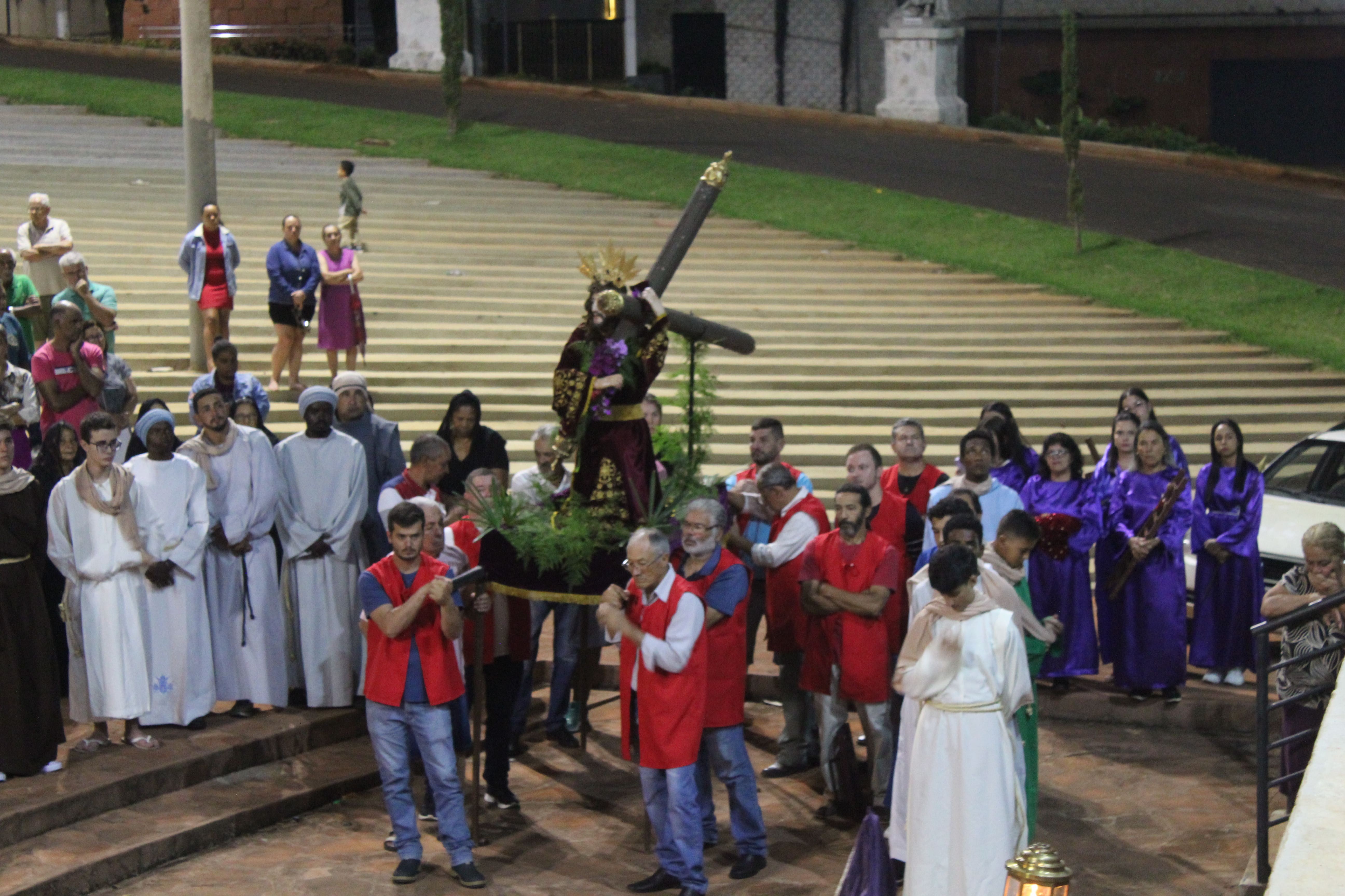 Semana Santa em Romaria emociona fiéis com fé, tradição e participação intensa