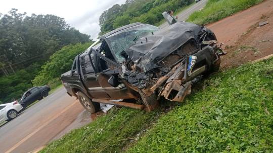 Acidente no trevo de Romaria deixa duas Vitimas com ferimentos graves.